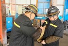 职工穿上“暖心袄” “民心”跟着公司跑