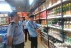 万荣县市场监管局联合县公安局开展 “特供酒”专项执法检查
