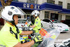 盐湖公安交警：25辆应急警车为高考考生提供暖心服务