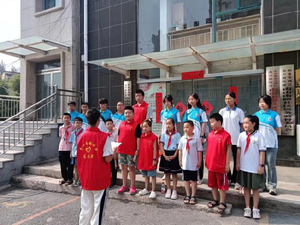 阳泉南山南路社区开展“洁净家园 绿色‘童’行”主题活动