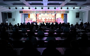 阳泉公司工会慰问演出走进保安煤业