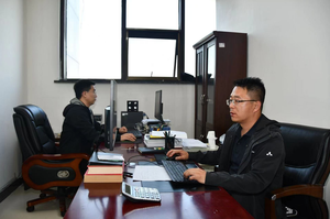 麻家梁煤业公司：干部员工收心归位干劲足