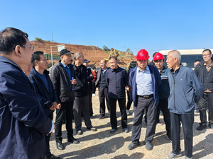 长治市公路分局老干部赴路桥七公司长治国道208项目经理部督导调研