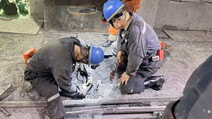 三小时换 “枢纽”:保安煤业维运队保障副井运输畅通