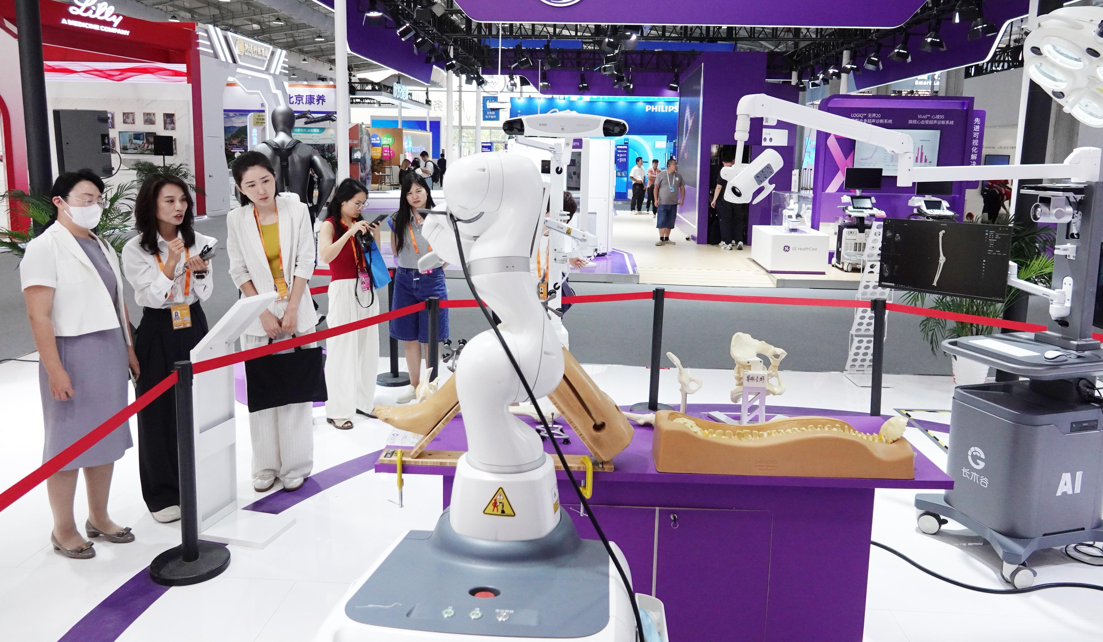 数智引领服务贸易发展新风向——写在二○二五年服贸会闭幕之际