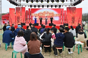 盂县路家村煤业“双节同庆”专场文艺演出圆满举办