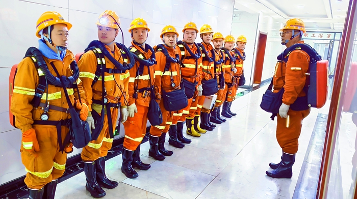 常顺煤业:Ⅳ级应急响应穿越“火线”砺真功 ——2025年度火灾事故应急演练圆满举行