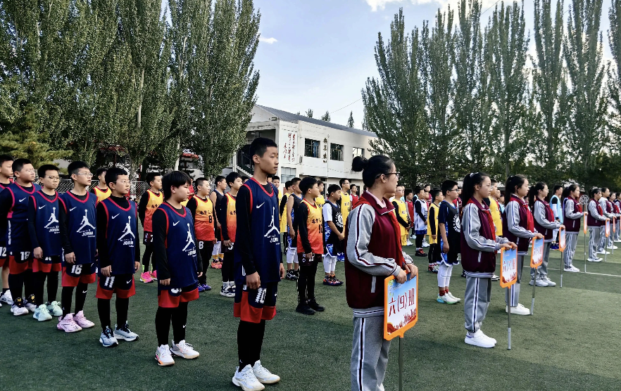 逐梦篮球场,少年自当强—朔州市第二小学校举行班级篮球赛
