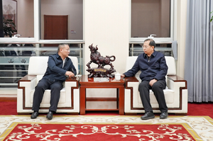 右玉县人民政府到山西建投安装集团座谈交流