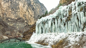 飞瀑变&ldquo;琉璃&rdquo; 文旅显活力