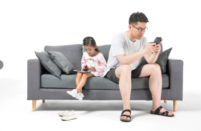 这5件小事，很多家长天天做，却在不经意间&ldquo;带歪&rdquo;了孩子