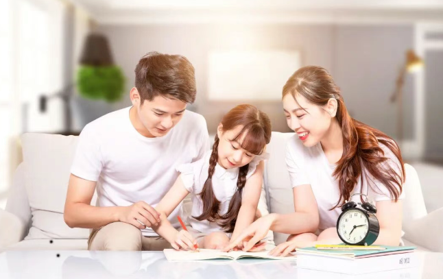 期末考后，这样和孩子谈成绩，效果大不同