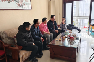 岁寒情更切  新春意正浓