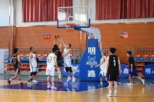 新春赛场燃动活力 2025年“盂洲杯”冬季篮球邀请赛火热进行中