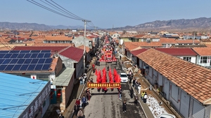 锣鼓喧天闹元宵！盂县西烟镇2026年元宵节街头文艺汇演燃情开演