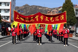 盂县上社镇元宵节文艺汇演热闹开演 民俗盛宴点亮幸福年味