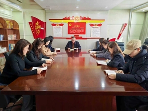 盂县公司举办“三八”国际劳动妇女节 读书分享会