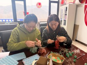 山西路桥集团左涉公司开展三八妇女节系列活动