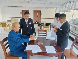 社保办卡进社区 为民服务零距离