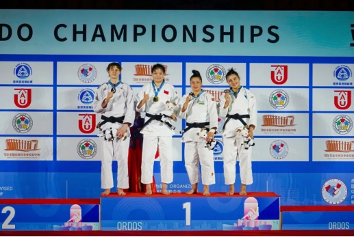 祝贺！恭喜山西健儿吴红桃夺冠！