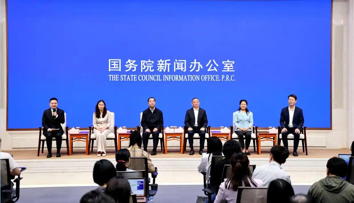 守师者担当 育时代新人&mdash;&mdash;优秀教师代表讲述心中的教育家精神