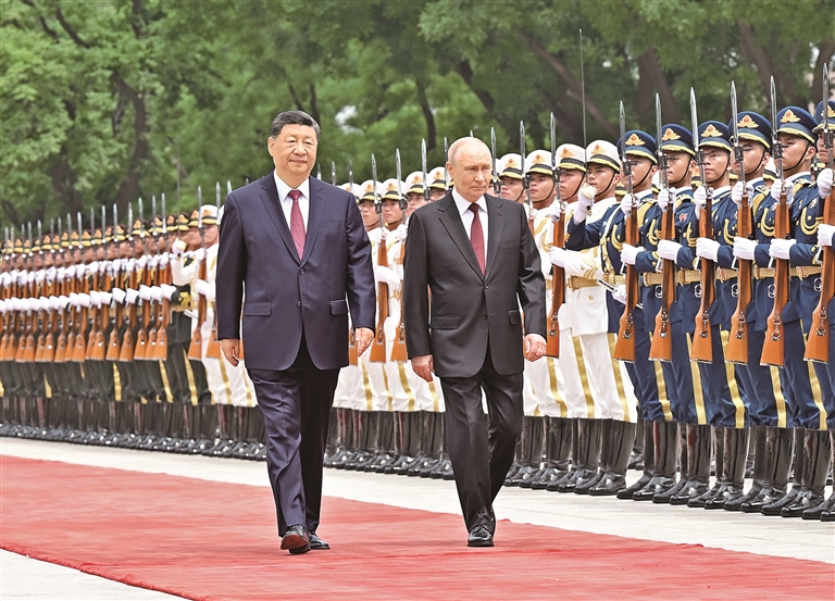 习近平同俄罗斯总统普京会谈