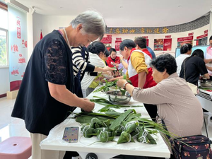 粽赛迎端午 科普护平安 慰问暖民心