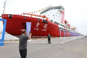 探秘“雪龙”兄弟 感受中国极地考察硬实力