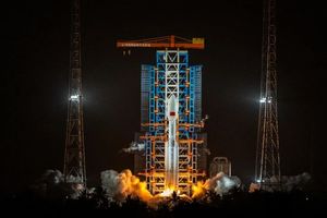 长八甲火箭成功发射千帆极轨15组卫星