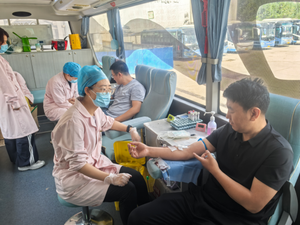 同发东周窑煤业公司开展无偿献血志愿活动