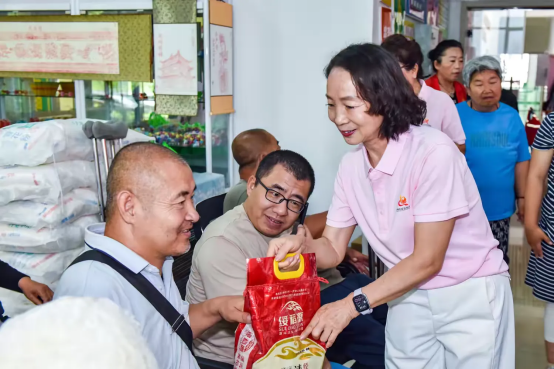 爱心汇聚暖人心 巾帼担当助前行 &mdash;&mdash;大同市平城区开展扶残助残公益慰问活动