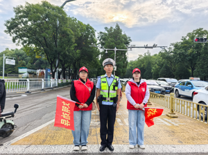 风雨无阻站好最后一班岗——“美丽朔州·文明交通”志愿服务活动圆满收官