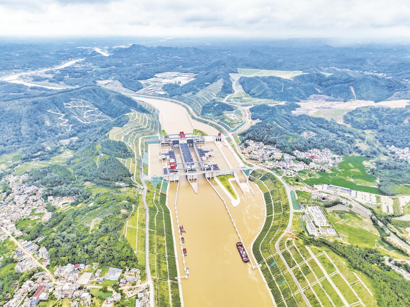 世界最大省水船闸这样建成